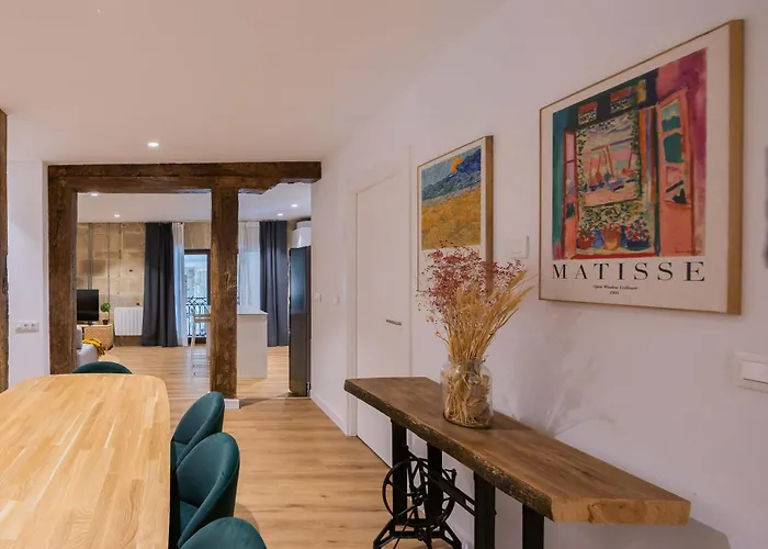 Apartment Plaza Nueva Ac By Staynnapartments *